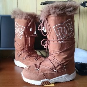 DC Chalet Snow Boot/ Winter Boot/ Moon Boot